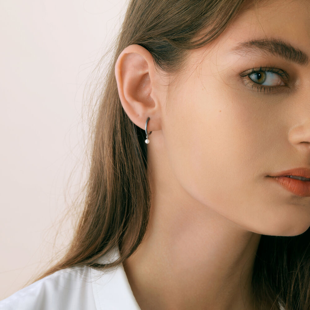 Hoopla 18ct White Gold Pearl Hoop Earring | Annoushka jewelley